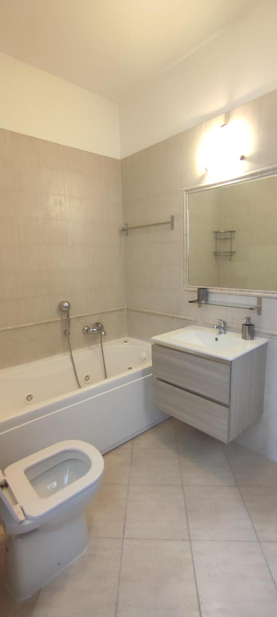 Love Home Apartament Near The Airport ฟิวมิชีโน ภายนอก รูปภาพ