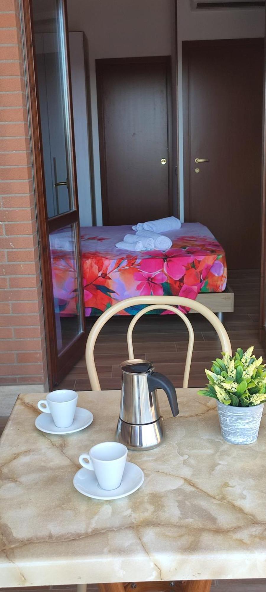 Love Home Apartament Near The Airport ฟิวมิชีโน ภายนอก รูปภาพ